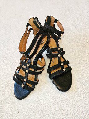 Söfft Women's Elegant Leather Gladiator Sandals Open Toe Black Size 8,5W